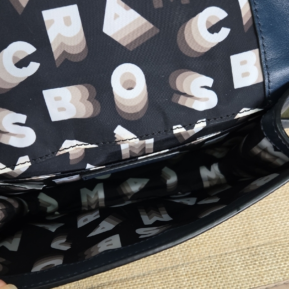 Marc Jacobs Blue Crossbody Bag with Gold Chain - Picture 10 of 16